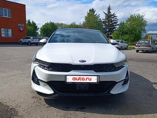 2020 Kia K5 III, белый, 2700000 рублей, вид 2