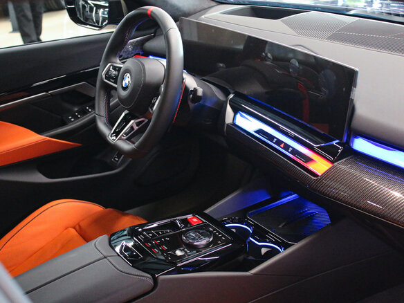 2024 BMW M5 VII (G90), синий, 18799000 рублей - вид 15