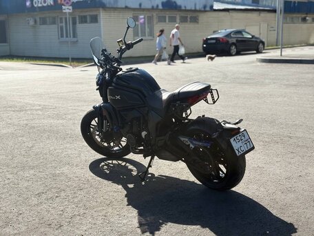 2023 CFMoto 700CL-X Heritage, чёрный, 460000 рублей, вид 4