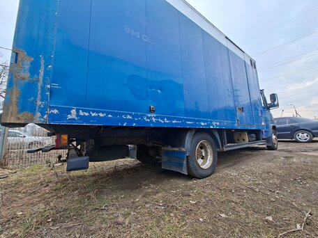 2002 Mercedes-Benz Vario, синий, 1300000 рублей, вид 5