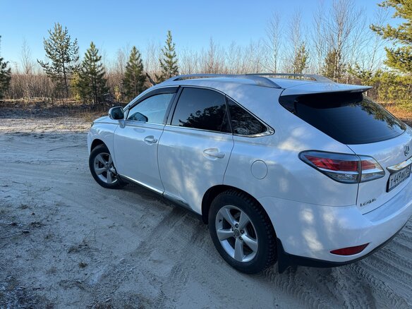 2014 Lexus RX 270 III Рестайлинг, белый, 1900000 рублей - вид 2