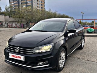 2016 Volkswagen Polo V Рестайлинг, чёрный, 784600 рублей, вид 1