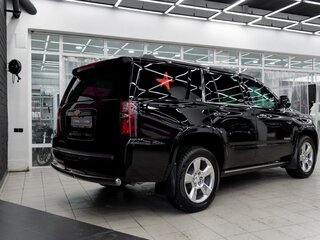2016 Chevrolet Tahoe IV, чёрный, 5500000 рублей, вид 4