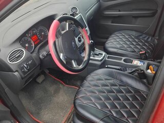 2007 Ford Focus II Рестайлинг, красный, 500000 рублей, вид 5