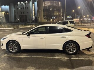 2020 Hyundai Sonata VIII (DN8), жёлтый, 1800000 рублей, вид 5
