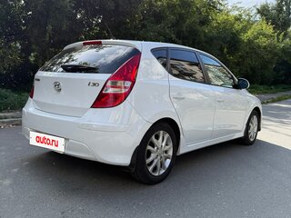2010 Hyundai i30 I Рестайлинг, белый, 820000 рублей, вид 4