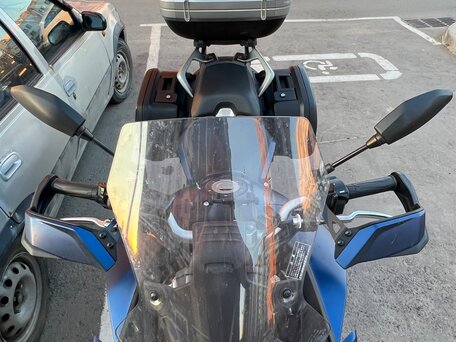 2018 Yamaha MT-09 Tracer (FJ-09), синий, 950000 рублей, вид 3