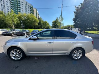 2018 Skoda Octavia III (A7) Рестайлинг, серебристый, 2300000 рублей, вид 1