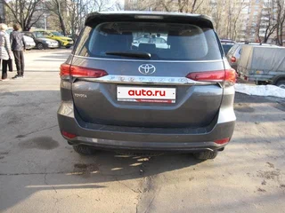 2018 Toyota Fortuner II, серый, 4550000 рублей, вид 2