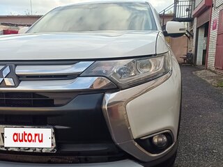 2016 Mitsubishi Outlander III Рестайлинг 2, серебристый, 1320000 рублей, вид 2