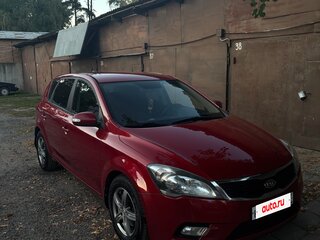 2010 Kia Ceed I Рестайлинг, красный, 600000 рублей, вид 4