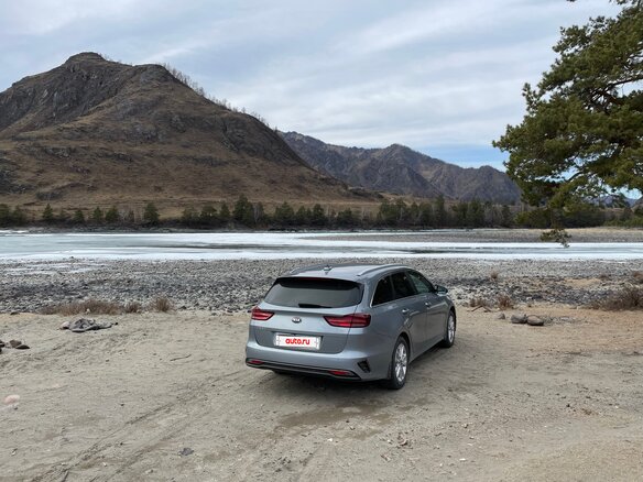 2020 Kia Ceed III, серебристый, 1860000 рублей - вид 8