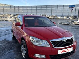 2011 Skoda Octavia II (A5) Рестайлинг, красный, 600000 рублей, вид 3