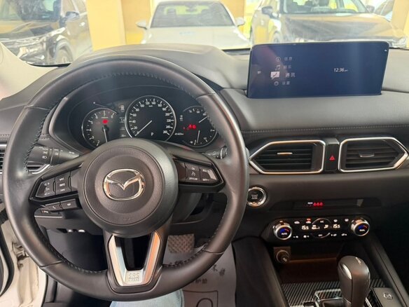 2023 Mazda CX-5 II Рестайлинг, белый - вид 9