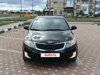 2012 Kia Rio 5-speed III, чёрный, 450000 рублей, вид 3