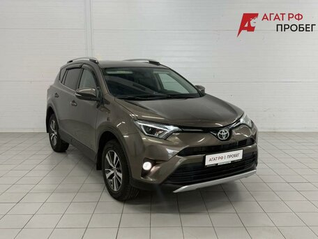 2016 Toyota RAV4 IV (XA40) Рестайлинг, коричневый, 1895000 рублей, вид 3