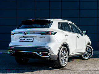 2026 Changan UNI-S I Рестайлинг, белый, 3079900 рублей, вид 3