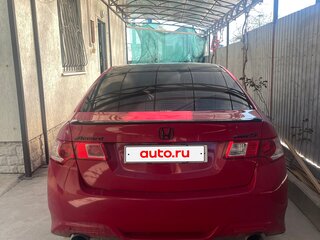 2009 Honda Accord VIII, красный, 1050000 рублей, вид 5