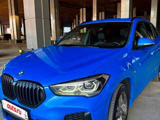 2022 BMW X1 18d xDrive II (F48) Рестайлинг, синий, 3600000 рублей, вид 2