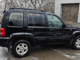 2004 Jeep Cherokee III (KJ), чёрный, 700000 рублей, вид 4
