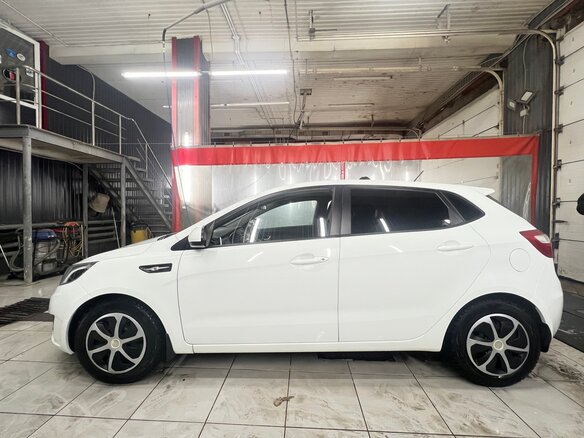 2015 Kia Rio III, белый, 940000 рублей - вид 2
