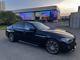 2017 BMW 5 серии 540i xDrive VII (G30/G31/G38), чёрный, 4990000 рублей, вид 5