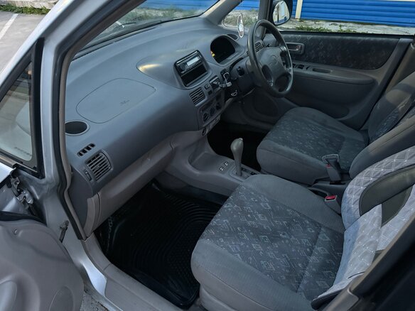 1998 Toyota Corolla Spacio I, серый, 350000 рублей - вид 5