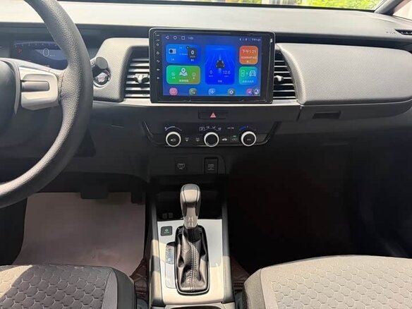 2022 Honda Fit IV, белый, 1250000 рублей - вид 11