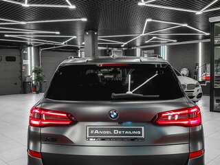 2020 BMW X5 30d IV (G05/G18), чёрный, 7280000 рублей, вид 5