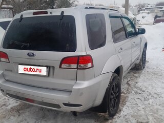 2008 Ford Escape I Рестайлинг 2, серебристый, 735000 рублей, вид 3