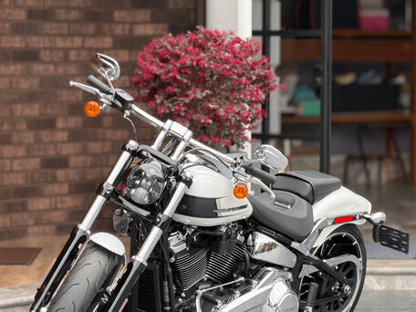 2024 Harley-Davidson Breakout, белый, 2650000 рублей, вид 3
