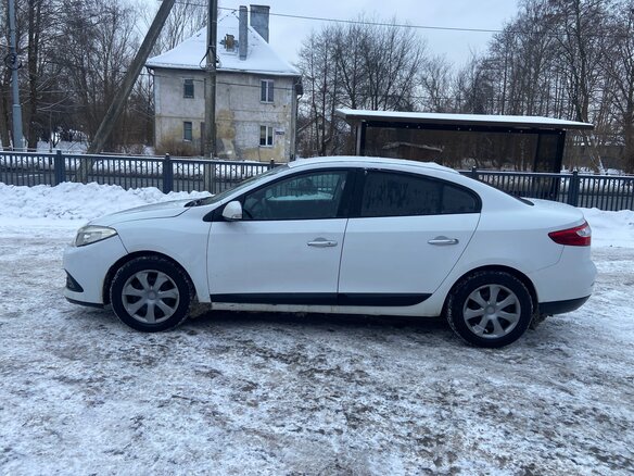 2013 Renault Fluence I, белый, 800000 рублей - вид 3