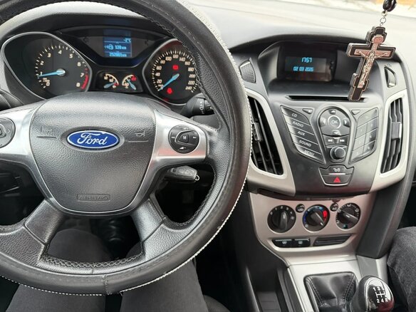 2012 Ford Focus III, белый, 735000 рублей - вид 8