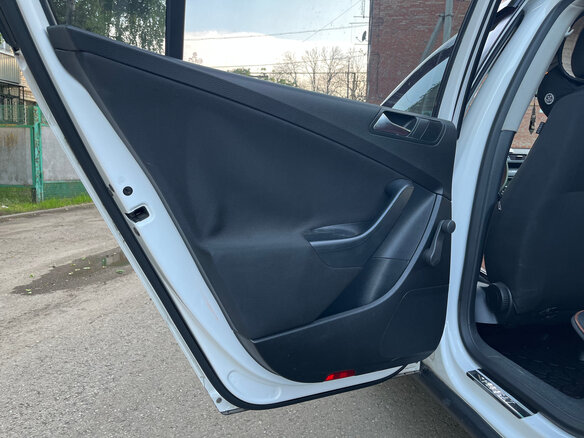 2008 Volkswagen Passat B6, белый, 750000 рублей - вид 12