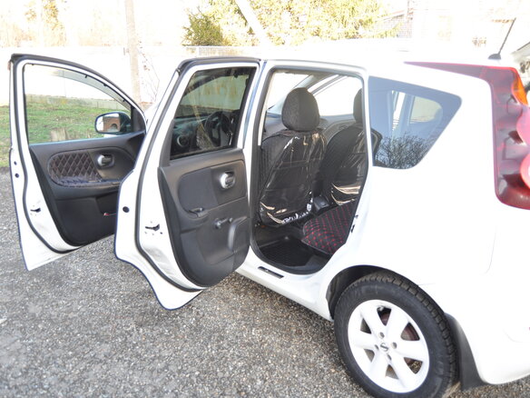 2013 Nissan Note I Рестайлинг, белый, 950000 рублей - вид 15