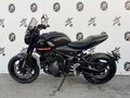 2021 Triumph Trident 660, чёрный, 780000 рублей - вид 2