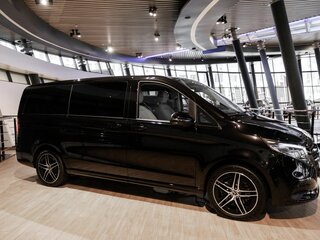 2024 Mercedes-Benz V-Класс Extra Long 300 d экстра длинный III (W447) Рестайлинг 2, чёрный, 15900000 рублей, вид 4