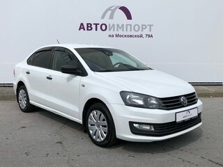 2017 Volkswagen Polo V Рестайлинг, белый, 715000 рублей, вид 3