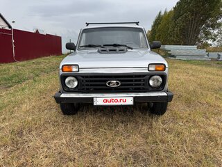 2011 Lada (ВАЗ) 2131 (4x4) I, серебристый, 390000 рублей, вид 2