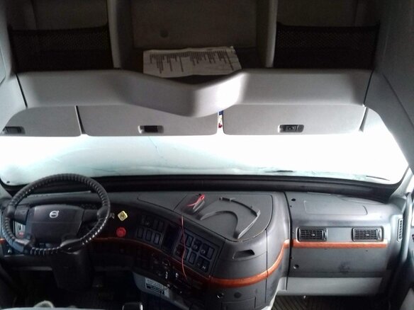 2003 Volvo VNL, белый, 2000000 рублей - вид 6