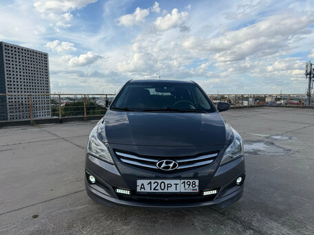 2015 Hyundai Solaris I Рестайлинг, серый, 750000 рублей, вид 2