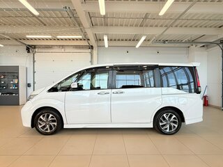 2016 Honda Stepwgn Spada V, белый, 1899000 рублей, вид 3