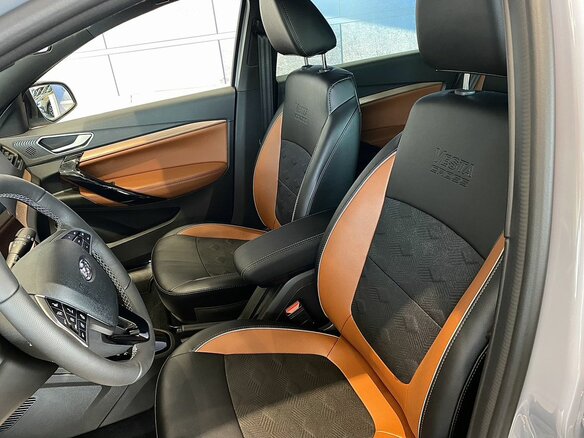2026 Lada (ВАЗ) Vesta SW Cross I Рестайлинг (NG), серый, 2281000 рублей - вид 6