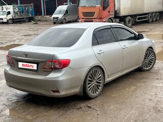 2012 Toyota Corolla X (E140, E150) Рестайлинг, серебристый, 900000 рублей, вид 4