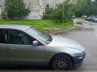 2002 Mitsubishi Galant VIII Рестайлинг, серебристый, 150000 рублей, вид 3