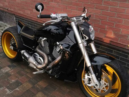 2009 Suzuki Intruder M1800R, чёрный, 1300000 рублей, вид 3