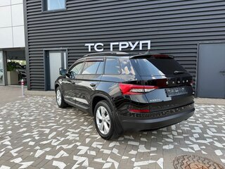 2020 Skoda Kodiaq I, чёрный, 2850000 рублей, вид 4