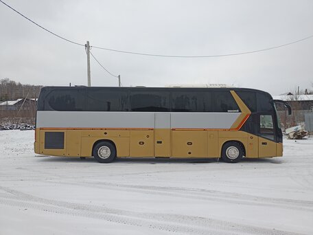 2013 King Long XMQ6129Y, золотистый, 3800000 рублей, вид 4