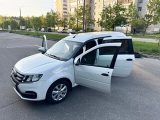 2024 Lada (ВАЗ) Largus I Рестайлинг, белый, 1645000 рублей, вид 3