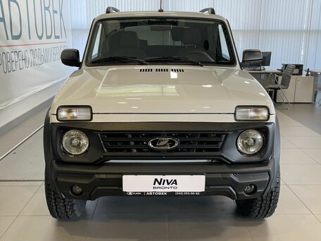 2025 Lada (ВАЗ) Niva Legend Bronto I, белый, 1575000 рублей, вид 2